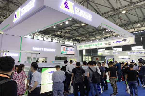 SNEC 首日｜邁貝特新能源光伏支架深受好評(píng)