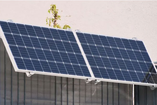 陽臺(tái)上安裝光伏太陽能系統(tǒng)的好處