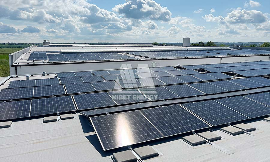 捷克 水泥平屋頂光伏項目 3.7MW-5