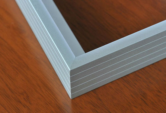 鋁合金太陽(yáng)能板框架的優(yōu)點(diǎn)